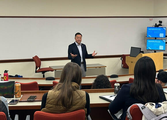 Connecticut Attorney General William Tong speaks to Quinnipiac law students.